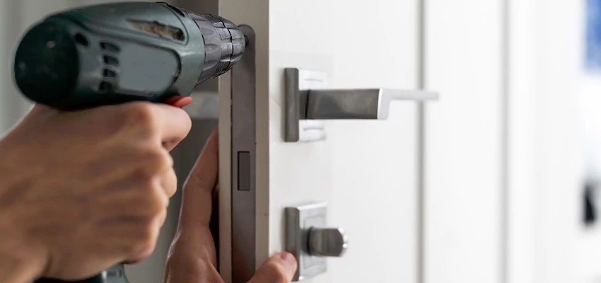 Locksmith For Lock Replacement Near Me in El Segundo, CA