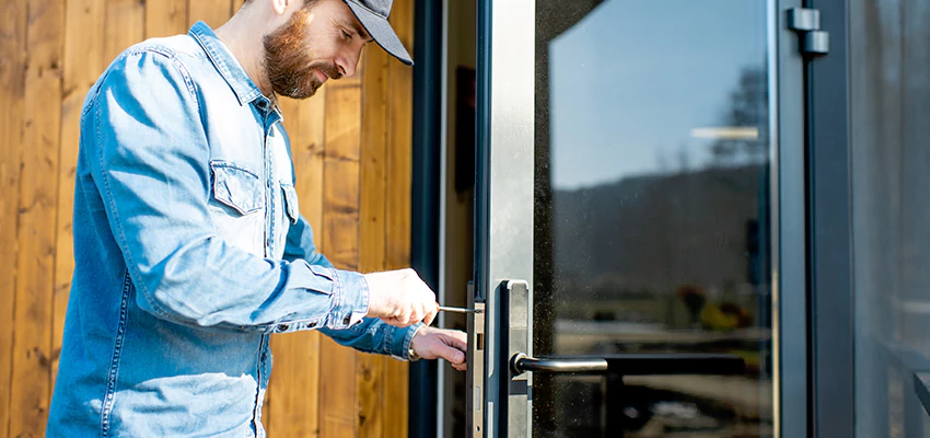 Frameless Glass Storefront Door Locks Replacement in El Segundo, CA