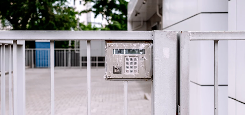 Gate Locks For Metal Gates in El Segundo, California